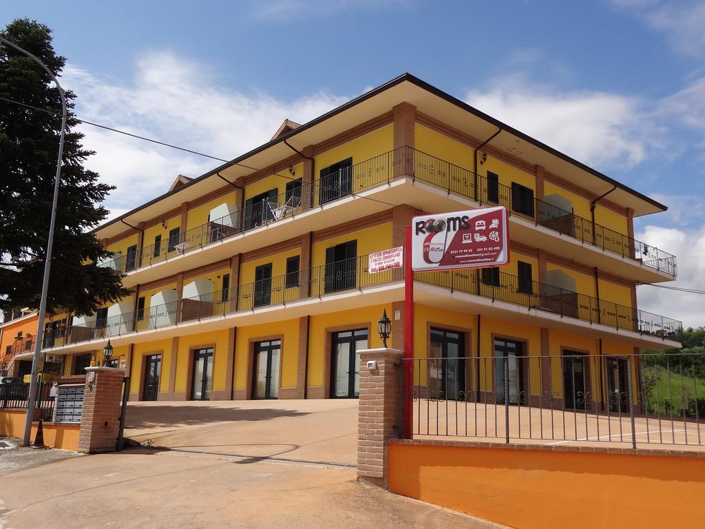 Affittacamere Rooms Di Matteo San Paolo di Iesi Exteriör bild