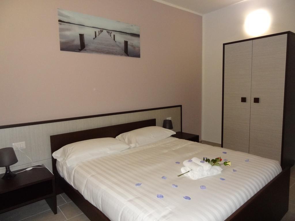 Affittacamere Rooms Di Matteo San Paolo di Iesi Exteriör bild